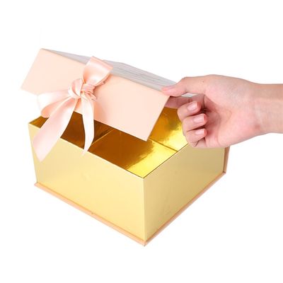 Одежда ISO9001 использует CMYK 4C печатая коробки сальто верхние с магнитным закрытием