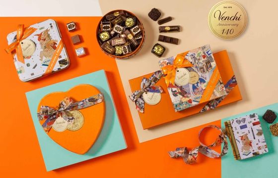 Карман коробок подарка шоколада диаметра 14cm цвета Pantone упаковывая определил размер